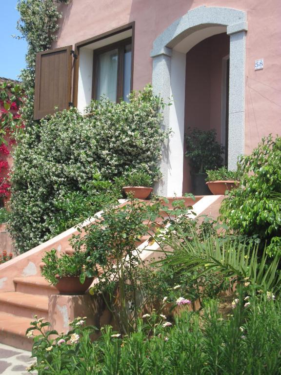 Bed & Breakfast Dessole Olbia Buitenkant foto