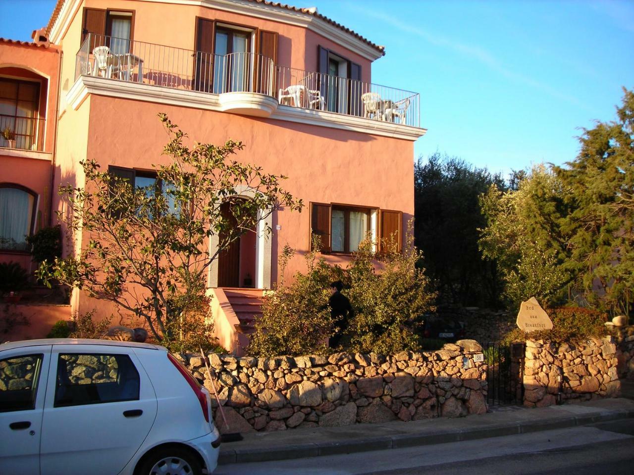 Bed & Breakfast Dessole Olbia Buitenkant foto